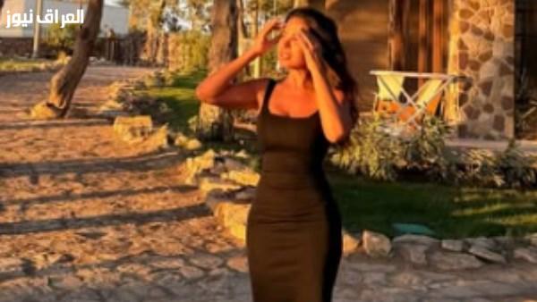 نسرين أمين تبرز جمالها في الإسكندرية بفستان مميز