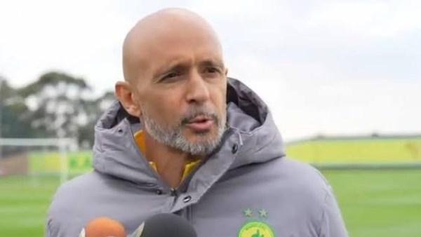 مدرب صن داونز يوضح تفاصيل مفاوضات الأهلي