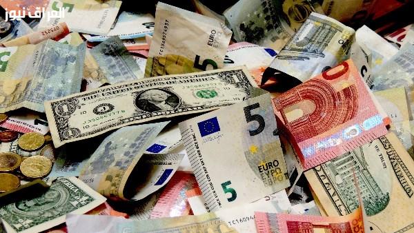 هبوط الدولار واليورو في نهاية تعاملات اليوم.. واكتشاف مثير في أسعار العملات الأجنبية