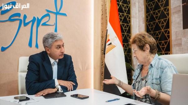 وزير السياحة والآثار يناقش مع الإعلاميين الفرنسيين خلال زيارته إلى باريس