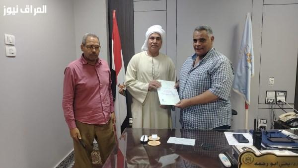محافظ أسيوط يعلن تسليم عقود تقنين أراضي أملاك الدولة للمستحقين في أبنوب