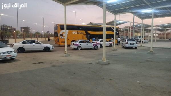 محافظ قنا يؤكد على ضرورة التزام الرقابة الميدانية في المجمع الجديد للمواقف