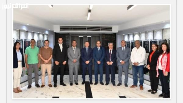 أخبار أسوان: انطلاق الاجتماع الأول للمرصد الإقليمي لسوق العمل وتكريم الدكتور سيد حسن لوكالة المعاهد الأزهرية
