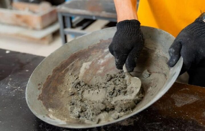 روسيا تقدم مادة بوليمر طبيعية تعزز متانة الأسمنت بنسبة 30%