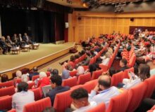 وزير الاتصالات السابق يدعو إلى تطوير نماذج محلية للذكاء الاصطناعي