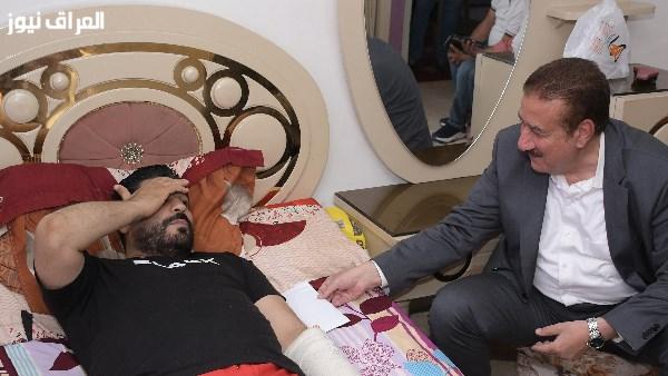 محافظ بورسعيد يزور عائلة ضحايا حادث سير بعد استغاثتهم على السوشيال ميديا