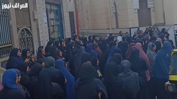 بمشاعر حزينة وبكاء مرير… سكان منية المبشرين بالغربية يودعون والدًا وابنه ضحايا حادث تصادم زفتى
