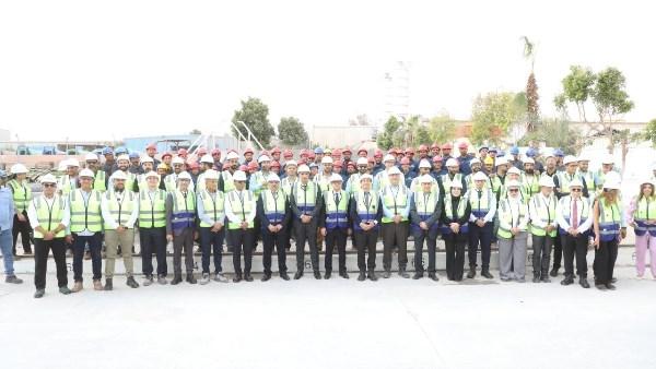 محافظ الشرقية يقوم بجولة في مصنعين بالعاشر من رمضان بحضور وزيري الاستثمار والصناعة وسفير فرنسا