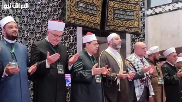 أمين الأوقاف يختتم مؤتمر الأئمة الدولي بدعاء ويوقع وثيقة جاكرتا