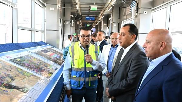 رئيس الوزراء يزور المرحلة الثانية من مشروع الأتوبيس الترددي BRT