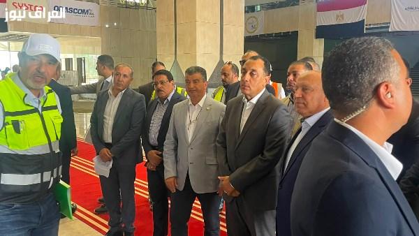 رئيس الوزراء يقوم بزيارة تفقدية لمحطة حدائق أكتوبر للقطار السريع