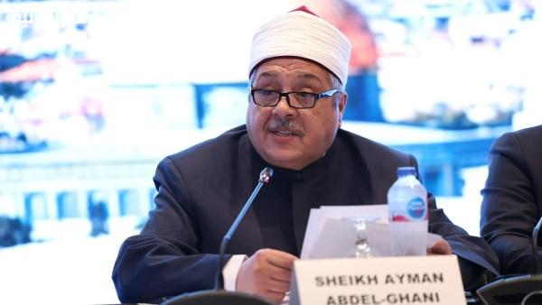استقرار حالة وكيل الأزهر الشيخ أيمن عبد الغني بعد حادث مروري ومغادرته المستشفى قريبًا