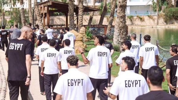 لاعبي منتخب مصر يتفقدون فندق الإقامة استعدادًا لمباراة أنجولا.. صور