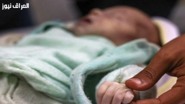 إنقاذ طفل حديث الولادة على جانب طريق قرية القارة الصحراوي في قنا