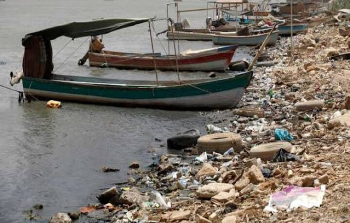 البيئة تعلن عن إجراءات قانونية ضد ملوثي نهري دجلة والفرات