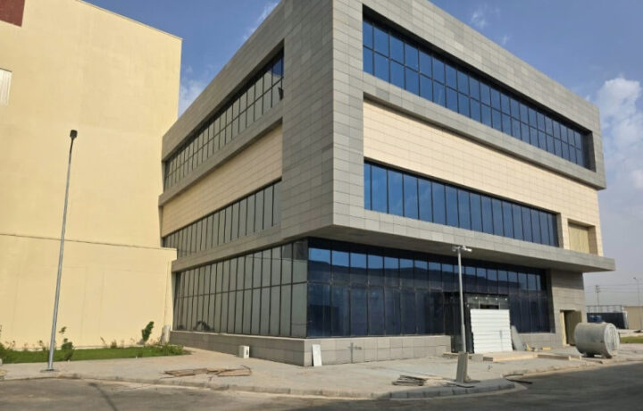 صحة الأنبار تكشف عن تقدم ملحوظ في إنجاز ثلاثة مستشفيات