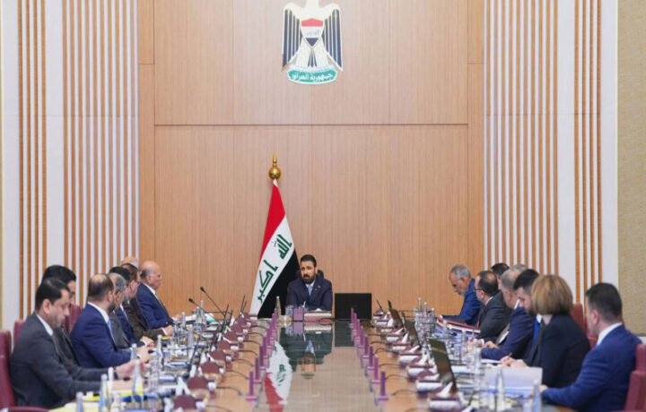 مجلس الوزراء يفتتح جلسته الدورية برئاسة الزيدي