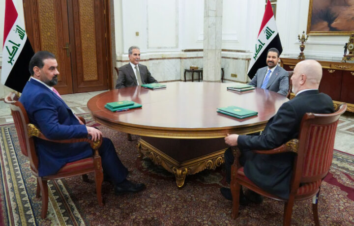 الرئاسات الأربع تناقش الأوضاع الراهنة في البلاد